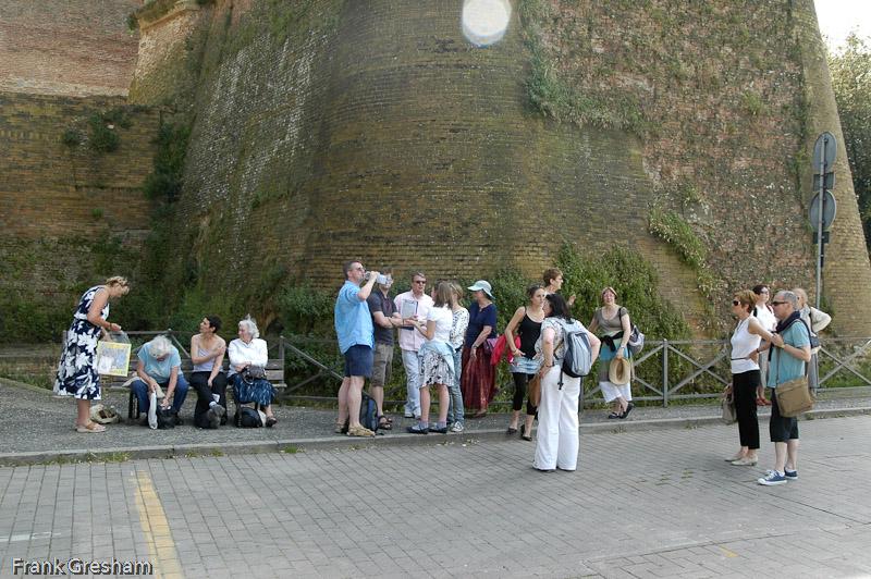 Waiting for the bus, Siena